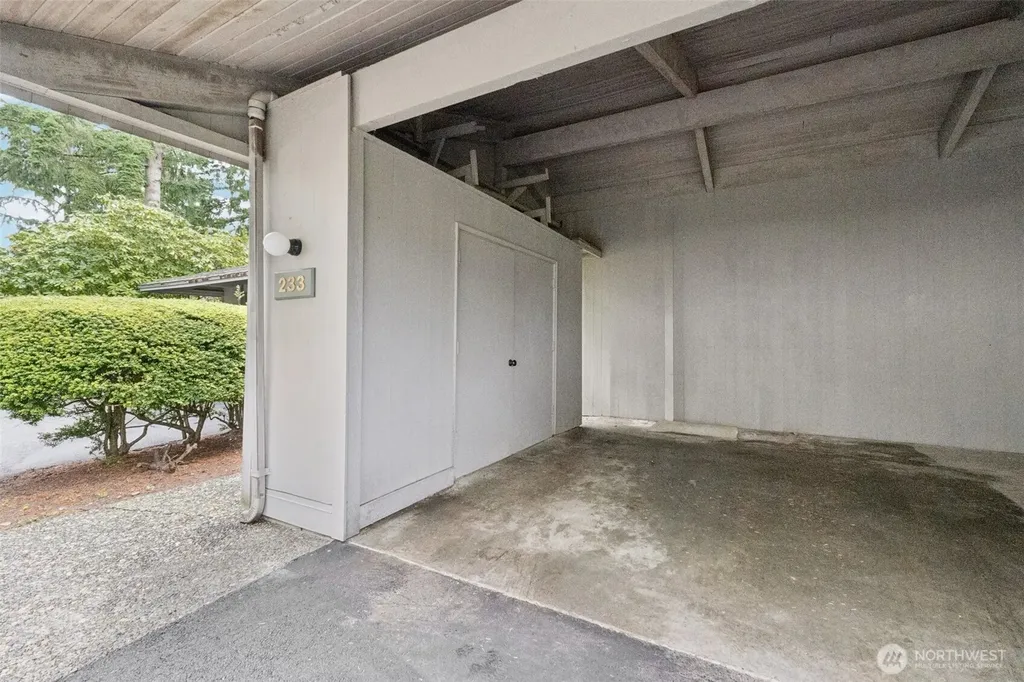 6236 137th Place NE Redmond WA 98052