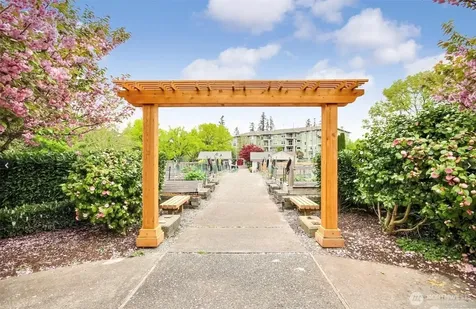 4133 224 Lane SE Issaquah WA 98029