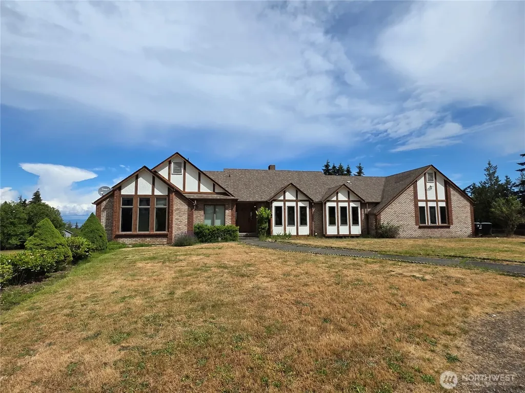 1133 Olympus Avenue Port Angeles WA 98362