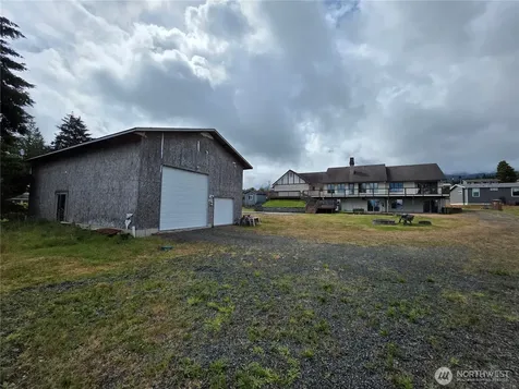 1133 Olympus Avenue Port Angeles WA 98362