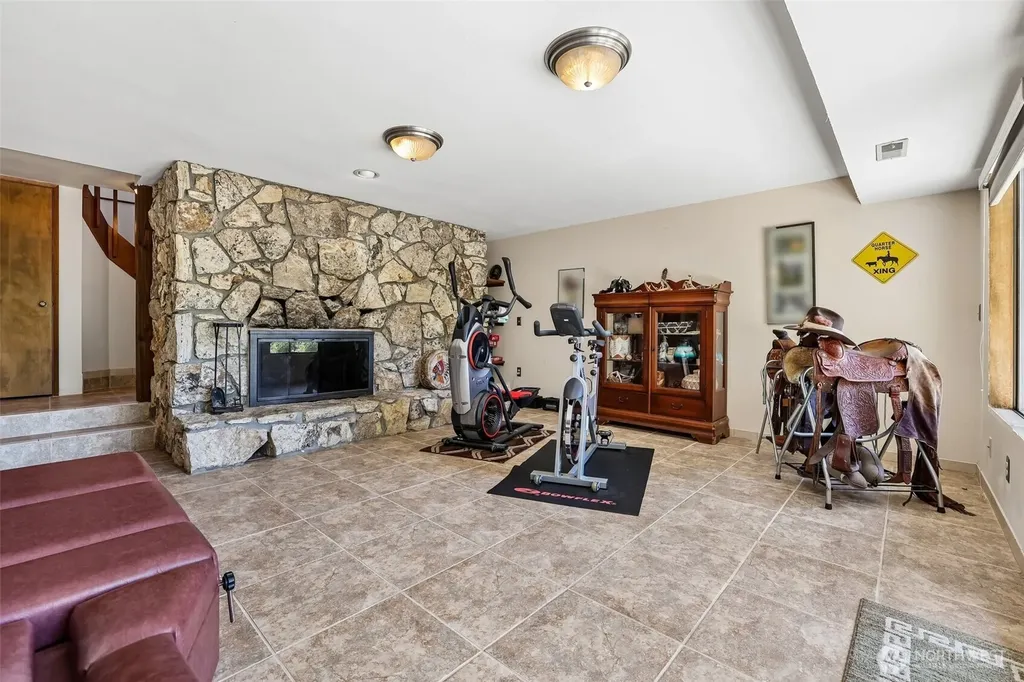 26414 SE 172nd Street Issaquah WA 98027