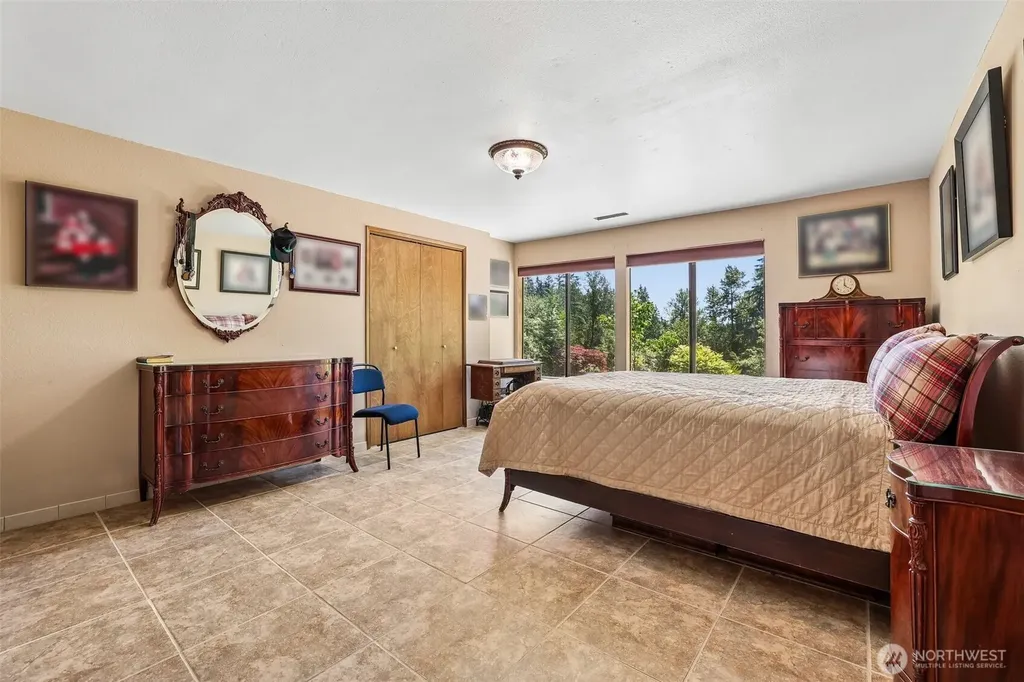 26414 SE 172nd Street Issaquah WA 98027