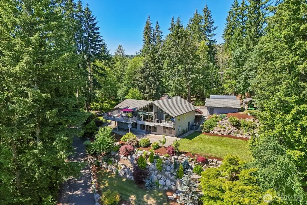 26414 SE 172nd Street Issaquah WA 98027