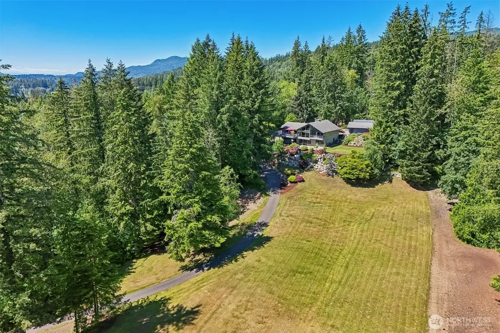 26414 SE 172nd Street Issaquah WA 98027