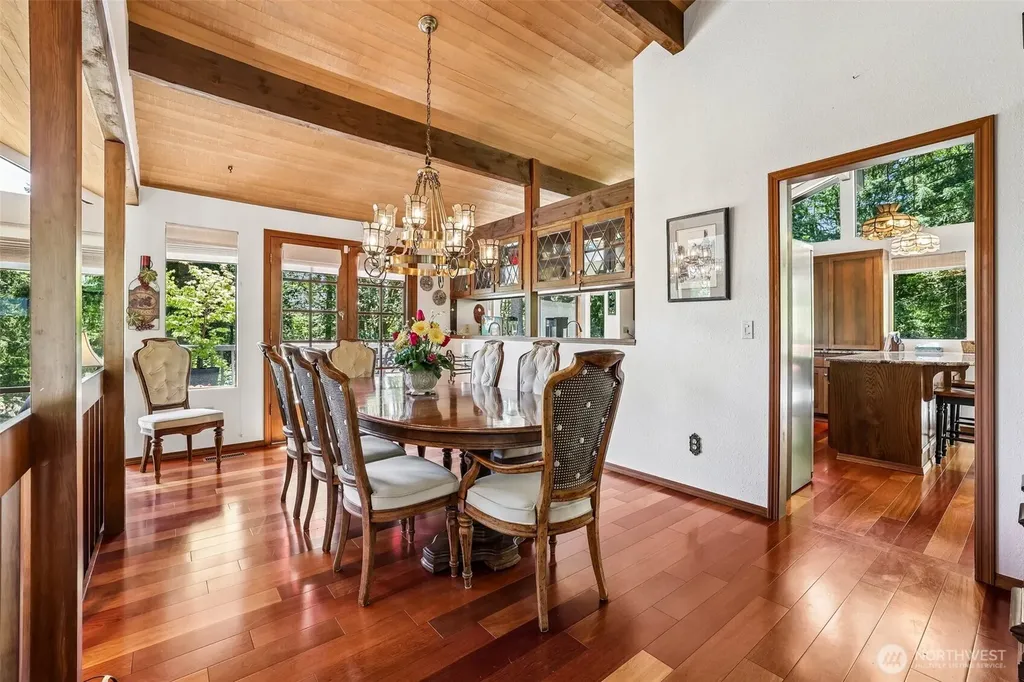 26414 SE 172nd Street Issaquah WA 98027