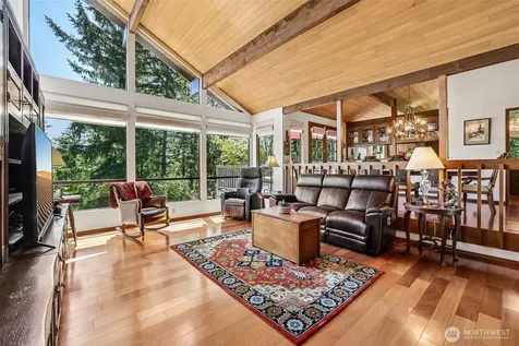 26414 SE 172nd Street Issaquah WA 98027