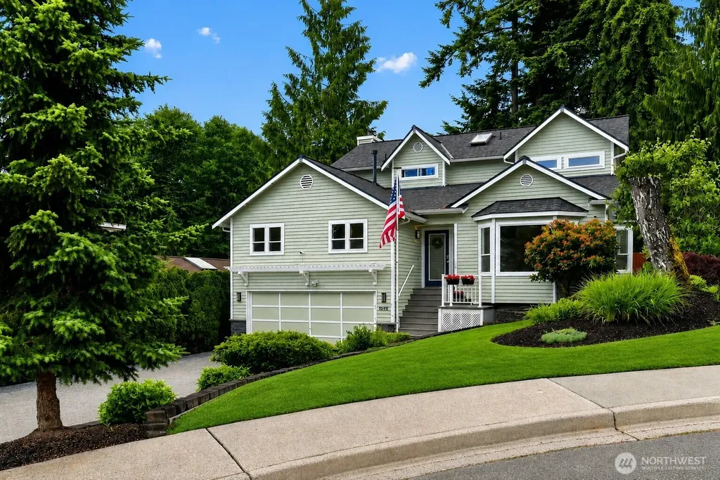 1016 49th Place SW Everett WA 98203