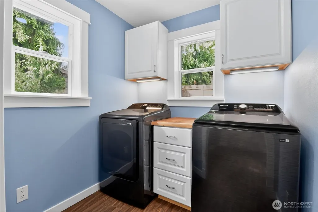 1016 49th Place SW Everett WA 98203