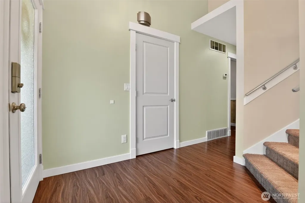 1016 49th Place SW Everett WA 98203