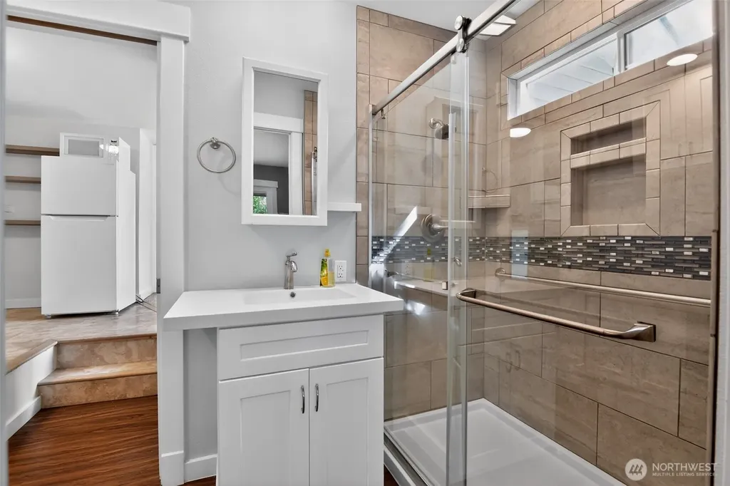 1016 49th Place SW Everett WA 98203