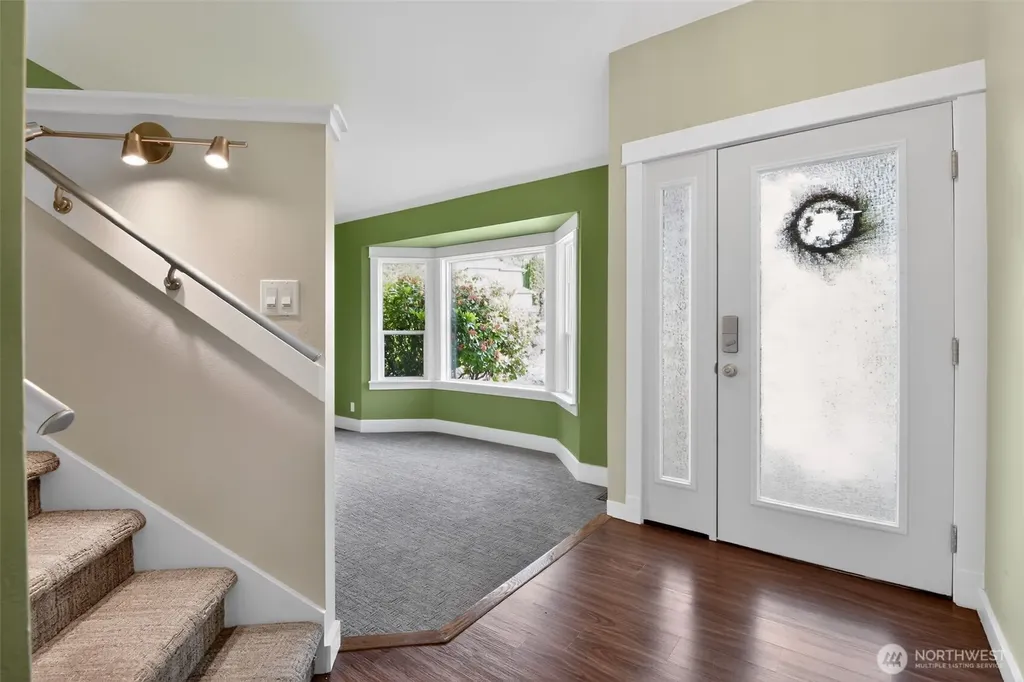1016 49th Place SW Everett WA 98203