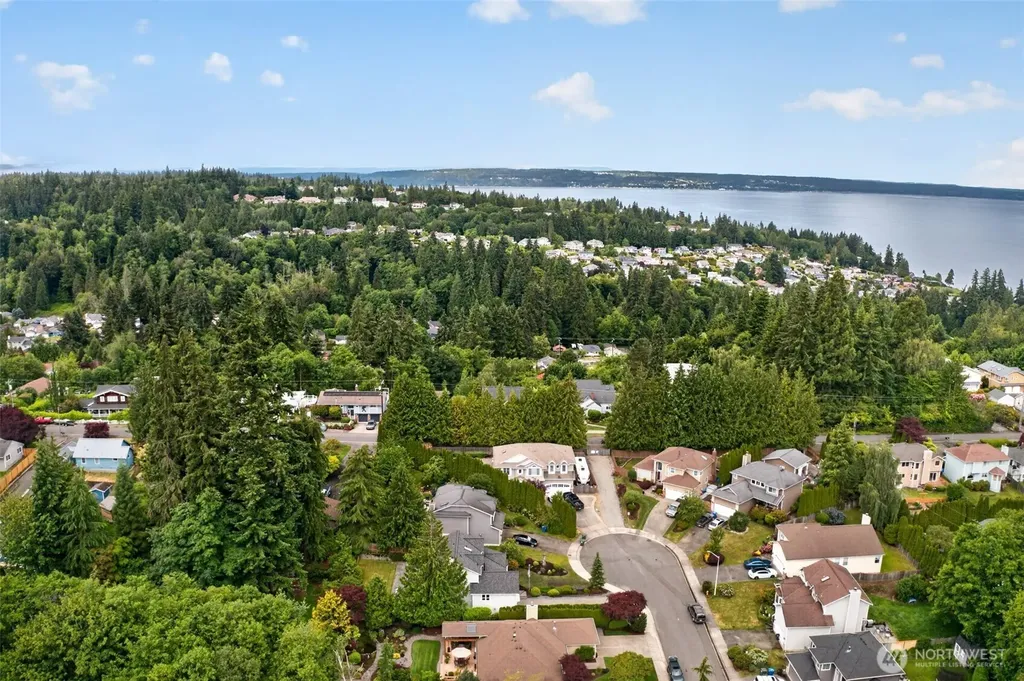 1016 49th Place SW Everett WA 98203