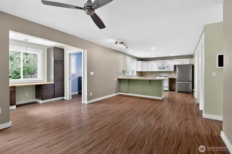 1016 49th Place SW Everett WA 98203