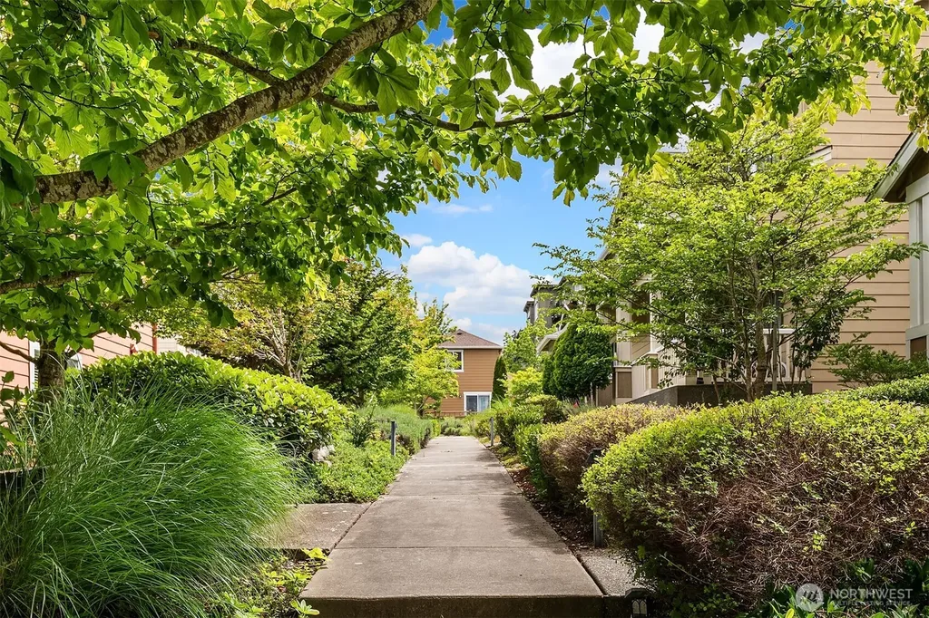 2422 NE Keystone Court Issaquah WA 98029