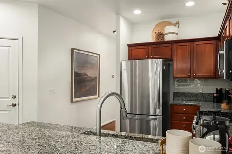 2422 NE Keystone Court Issaquah WA 98029