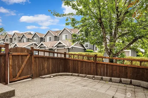 2422 NE Keystone Court Issaquah WA 98029
