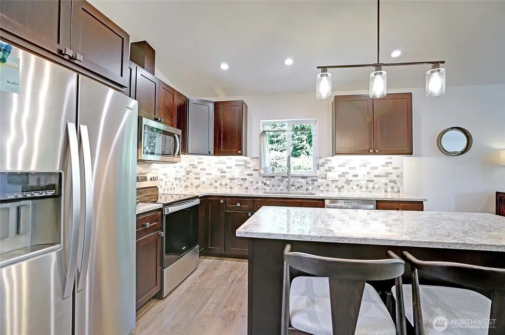 1212 View Street Camano Island WA 98282