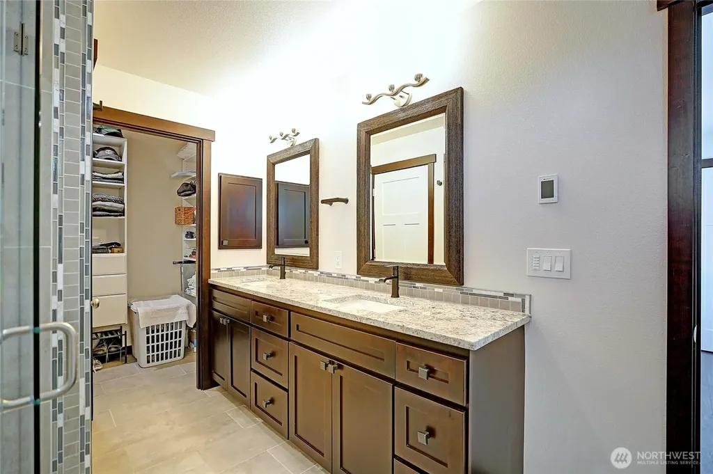 1212 View Street Camano Island WA 98282