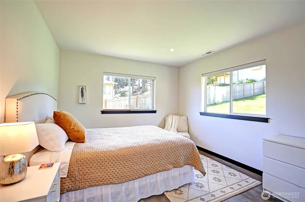1212 View Street Camano Island WA 98282