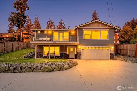 1212 View Street Camano Island WA 98282