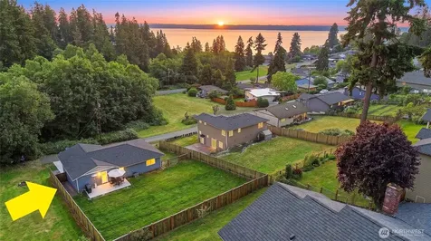 1212 View Street Camano Island WA 98282