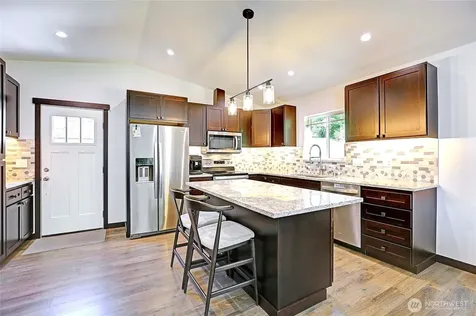 1212 View Street Camano Island WA 98282