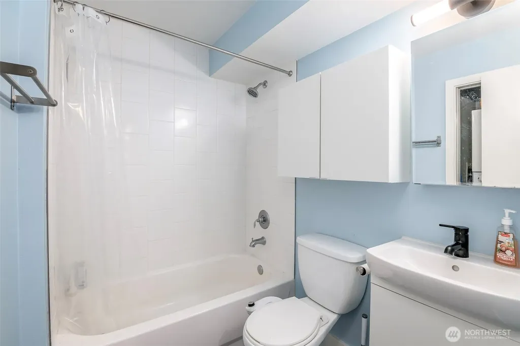 752 Bellevue Avenue E Seattle WA 98102