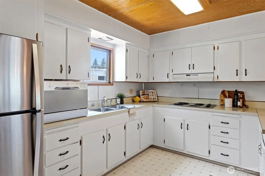 3702 Hunt Street Gig Harbor WA 98335