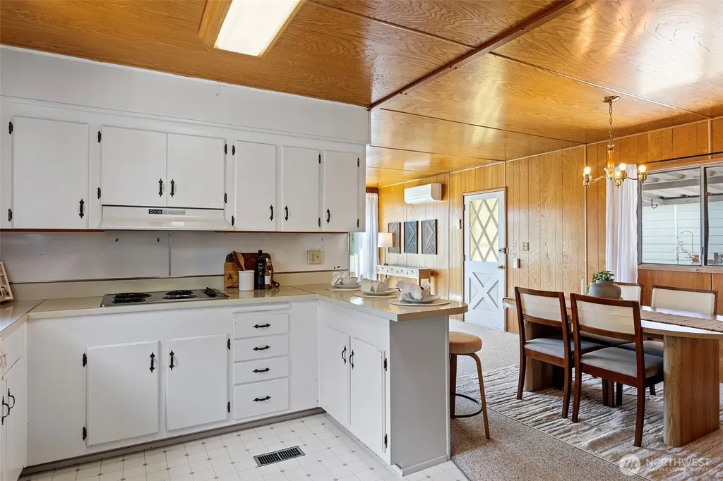 3702 Hunt Street Gig Harbor WA 98335