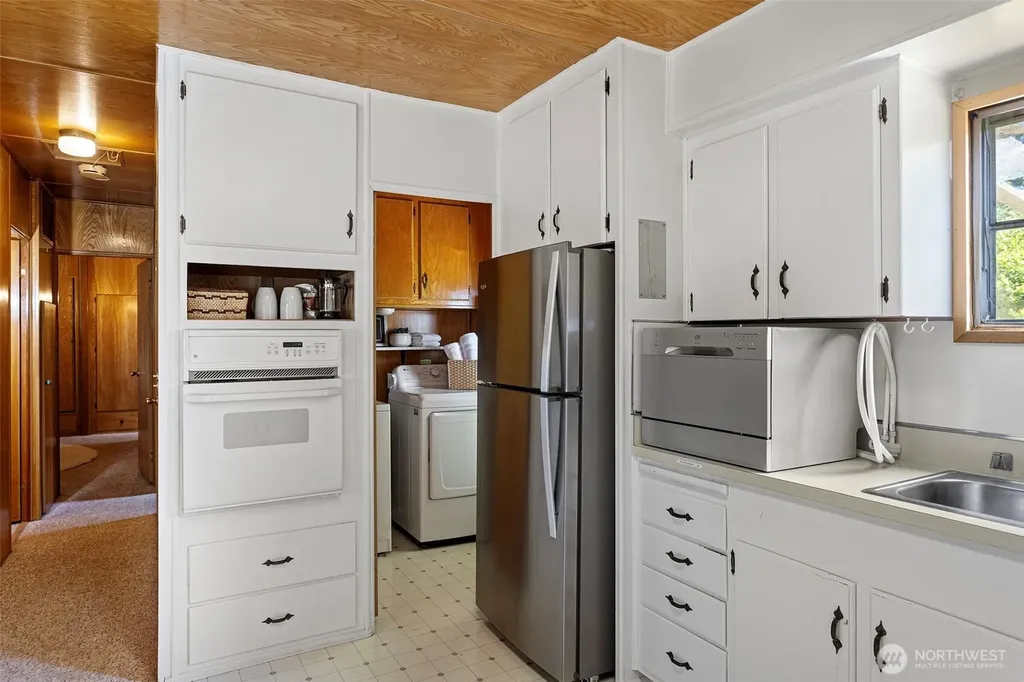 3702 Hunt Street Gig Harbor WA 98335