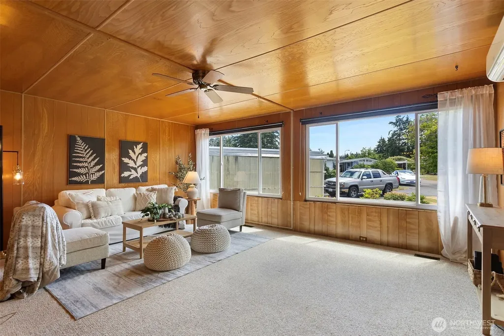 3702 Hunt Street Gig Harbor WA 98335