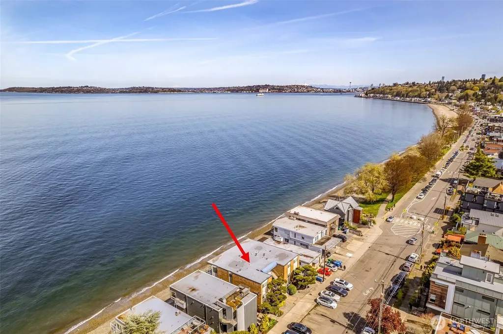3015 Alki Avenue SW Seattle WA 98116