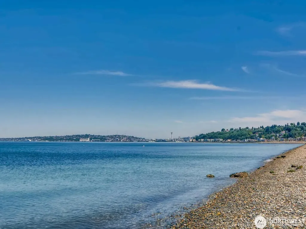 3015 Alki Avenue SW Seattle WA 98116