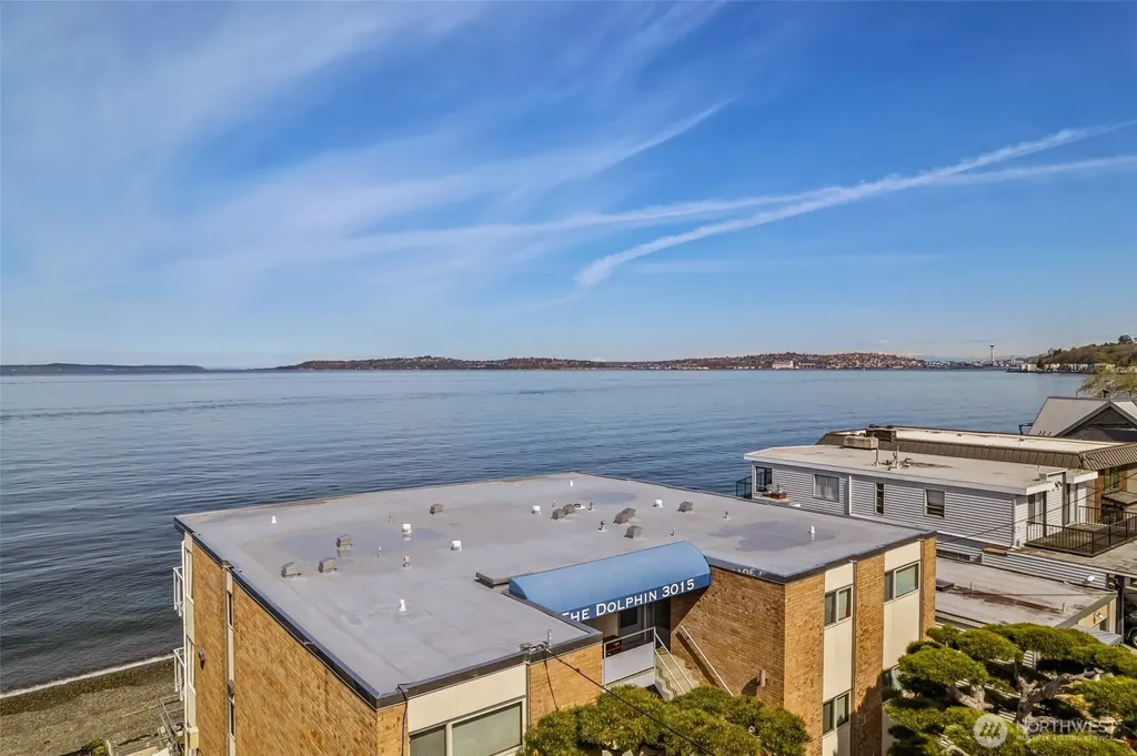3015 Alki Avenue SW Seattle WA 98116