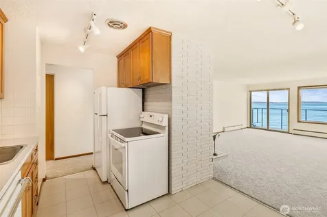 3015 Alki Avenue SW Seattle WA 98116