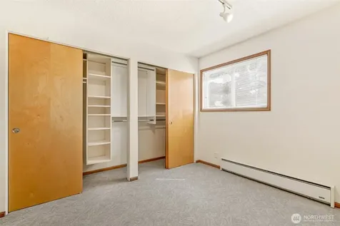 3015 Alki Avenue SW Seattle WA 98116