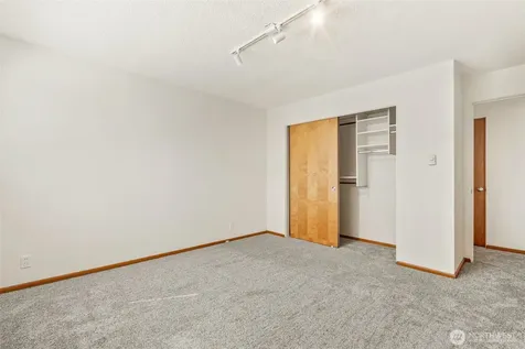 3015 Alki Avenue SW Seattle WA 98116