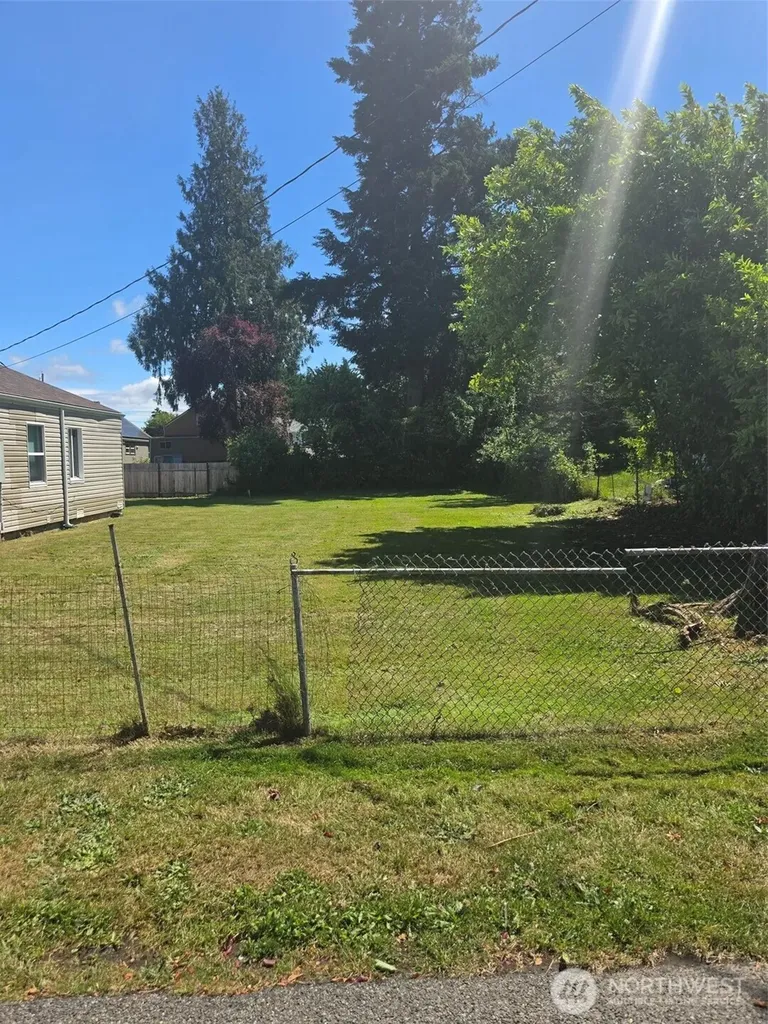 1718 Snyder Avenue Bremerton WA 98312