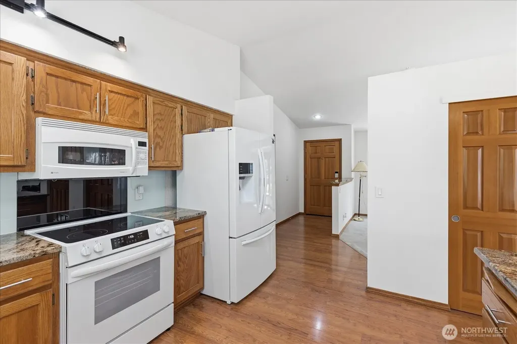 15023 228th St SE Snohomish WA 98296