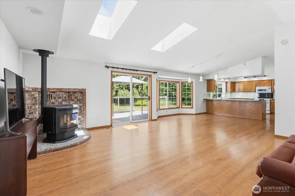 15023 228th St SE Snohomish WA 98296