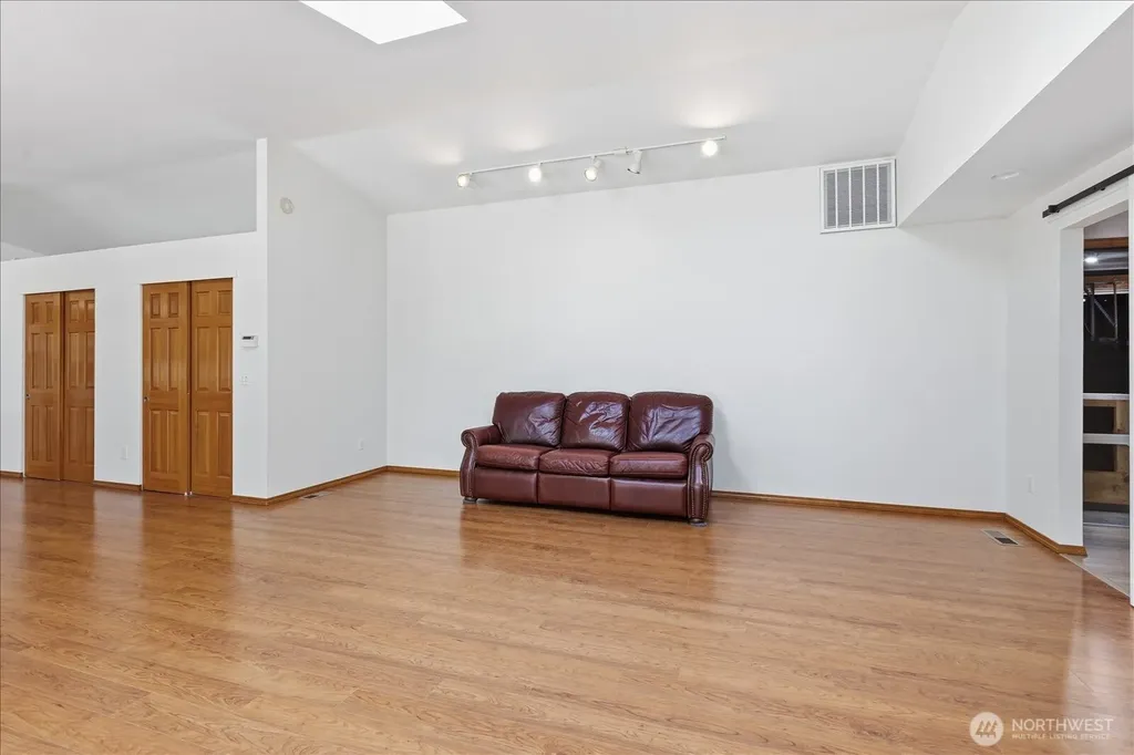 15023 228th St SE Snohomish WA 98296