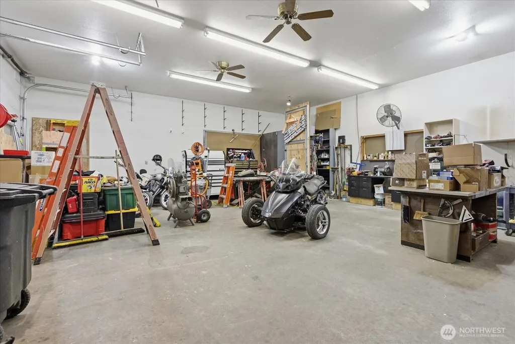 15023 228th St SE Snohomish WA 98296