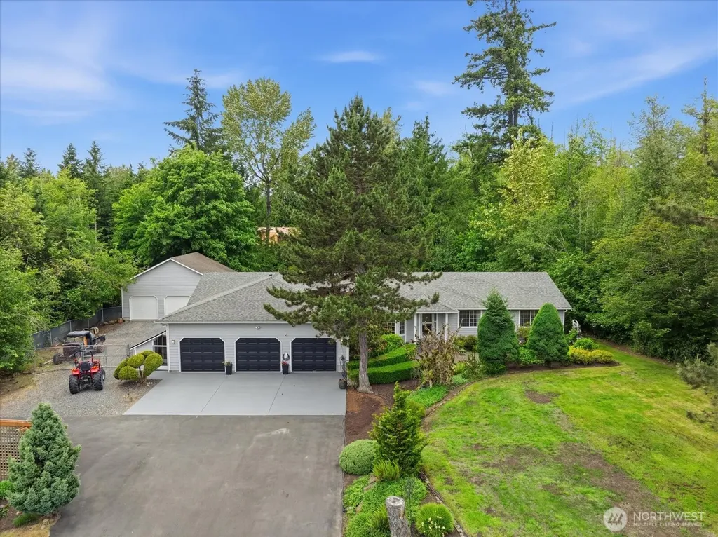 15023 228th St SE Snohomish WA 98296