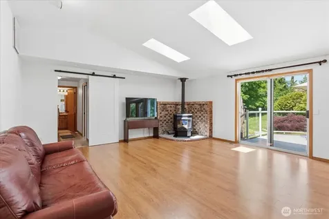 15023 228th St SE Snohomish WA 98296