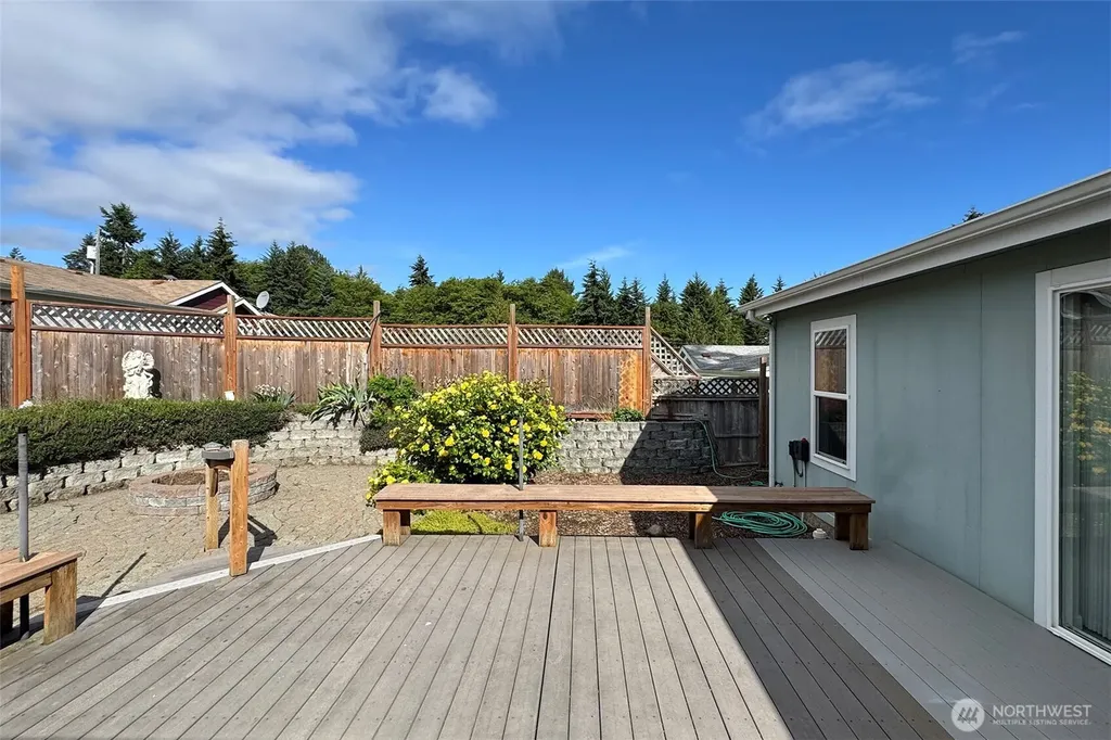 2532 W 16th Street Port Angeles WA 98363