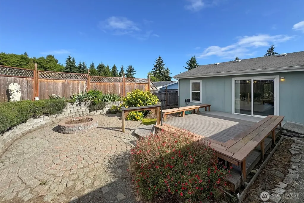 2532 W 16th Street Port Angeles WA 98363