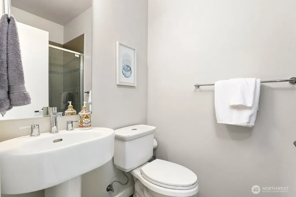 2041 NW Talus Drive Issaquah WA 98027