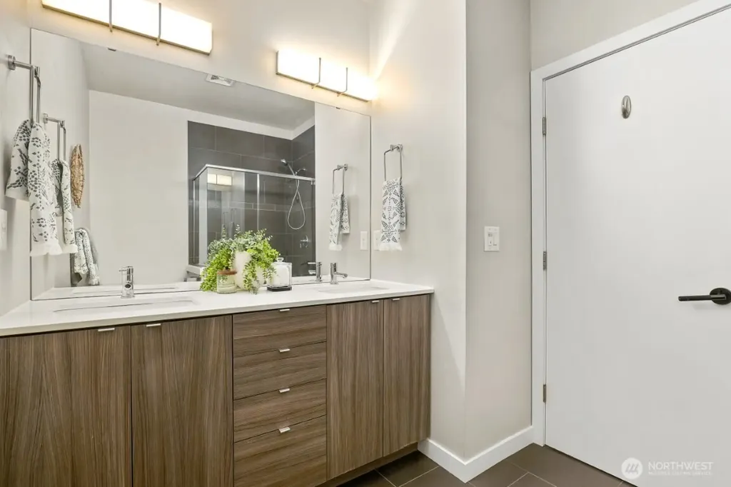2041 NW Talus Drive Issaquah WA 98027