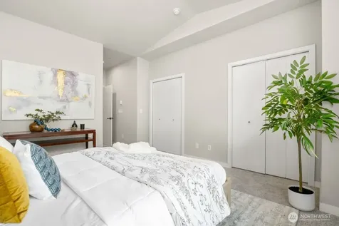2041 NW Talus Drive Issaquah WA 98027