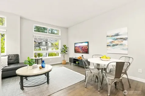 2041 NW Talus Drive Issaquah WA 98027